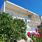 By The Sea Podgora, Makarska - 23678 شقة